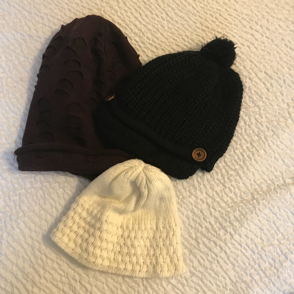 ❗️SALE❗️Winter hat bundle